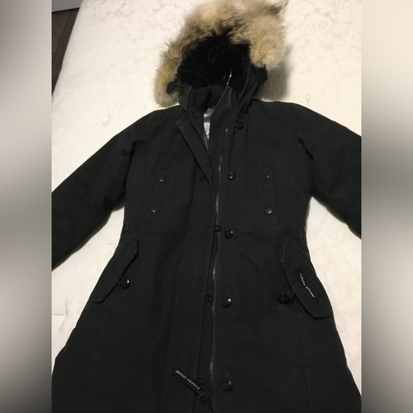 Canada Goose authentic parka - Picture 5 of 12